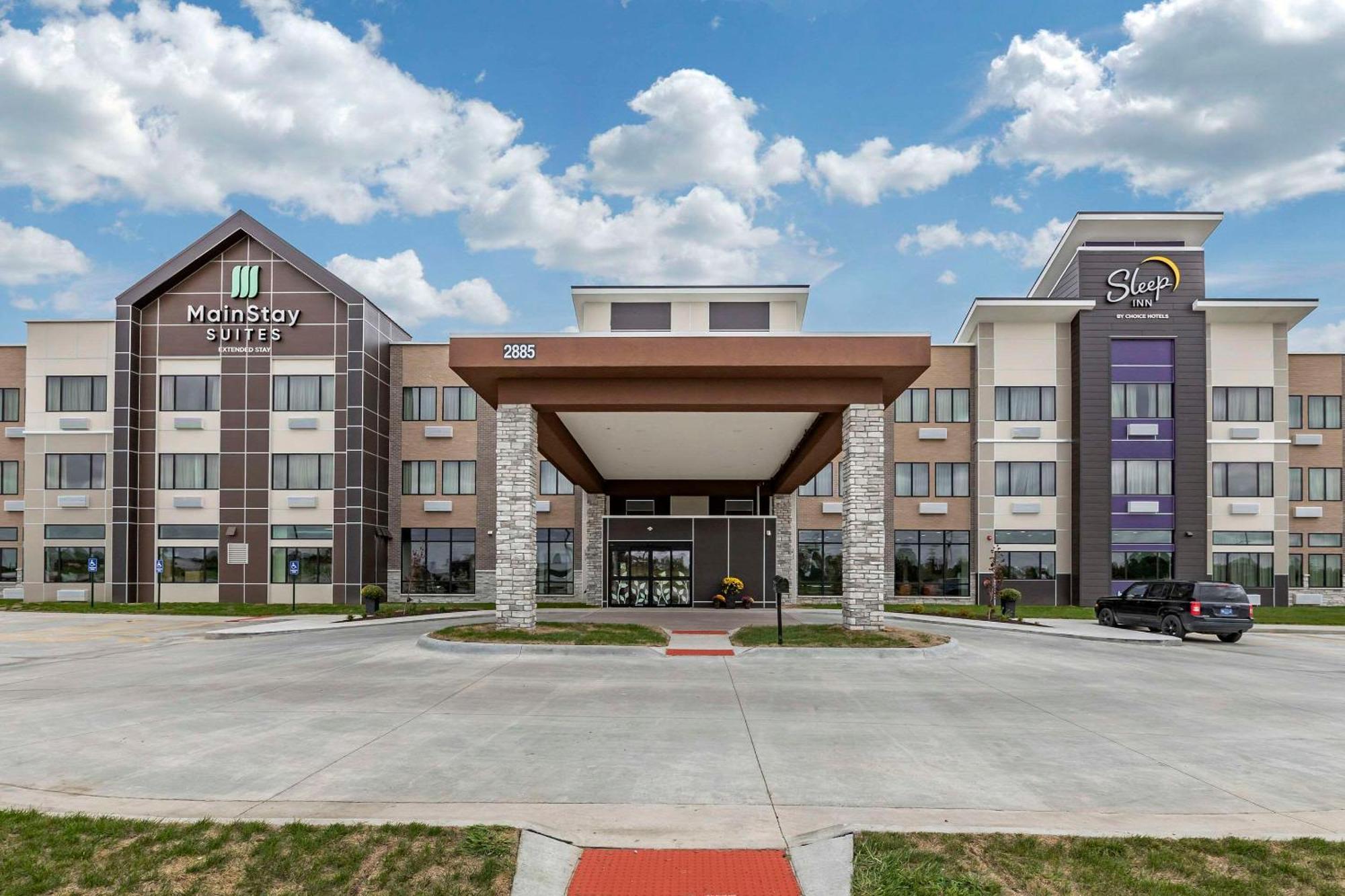 Sleep Inn & Suites Milwaukee-Franklin Franklin  Exterior foto